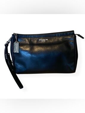 Coach Legacy Leather Wristlet Clutch Purse Bag Silver Hardware Minimalist Black